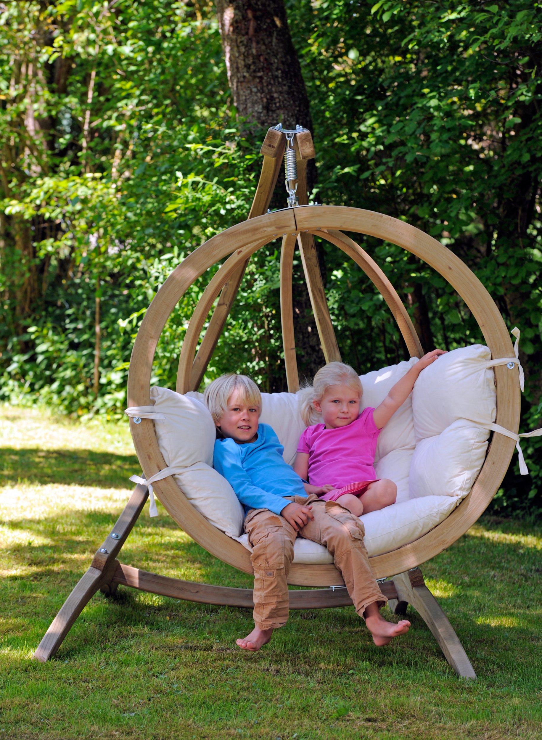 Hanging chair for the garden Natura Webshop.swimmingpools.be