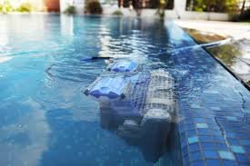 M500 robotic pool cleaner 